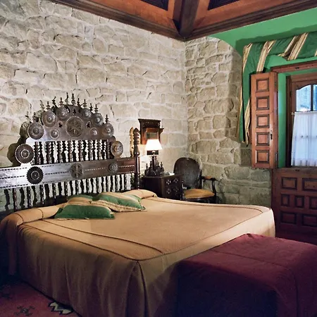 酒店 Castillo El Collado 2*