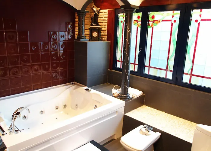 Hotel Castillo El Collado 2*